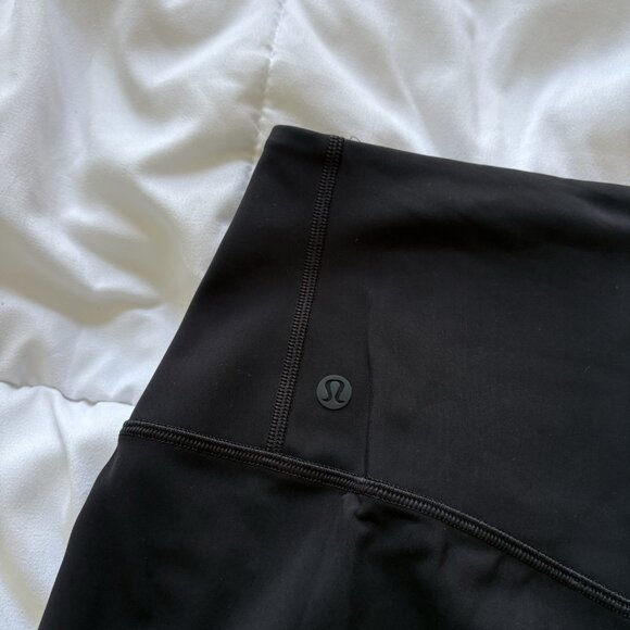Lululemon Womens Leggings Black Yoga Zipper Back Ankle Workout Gym Training - Picture 7 of 7